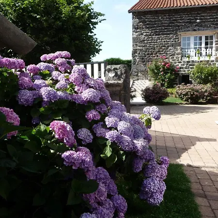 La Maison D'amelina Bed & Breakfast Seneujols